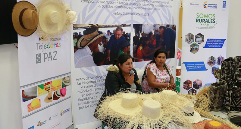 Mujeres tejedoras de Nariño y Cauca se benefician de programas productivos de MinTrabajo