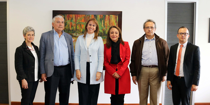 MinTrabajo escuchó inquietudes de representantes del Colegio Médico de Bogotá y Cundinamarca