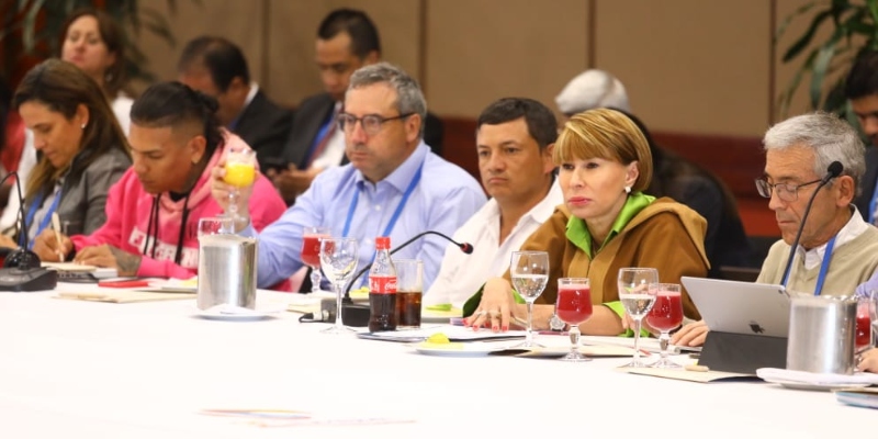 Ministra Alicia Arango destaca disminución de índices de violencia sindical durante Tercera Cumbre para el Diálogo Social en Paipa