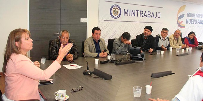 Ministra Griselda Janeth Restrepo continúa diálogo con sindicatos de MinTrabajo
