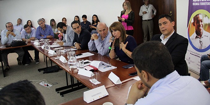 Somos conscientes del reto que tenemos con el empleo en el país: ministra Griselda Janeth Restrepo