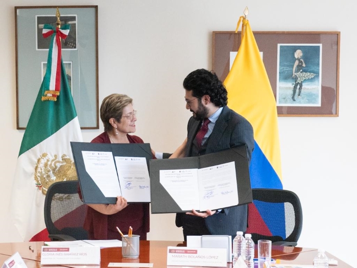 México y Colombia firman convenio de cooperación para impulsar las reformas sociales